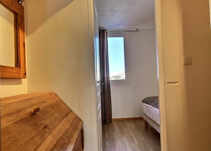 Renove 2 Pieces Au Pied Des Pistes, Balcon Sud, Pour 4 Personnes - Fr-1-455-139 *